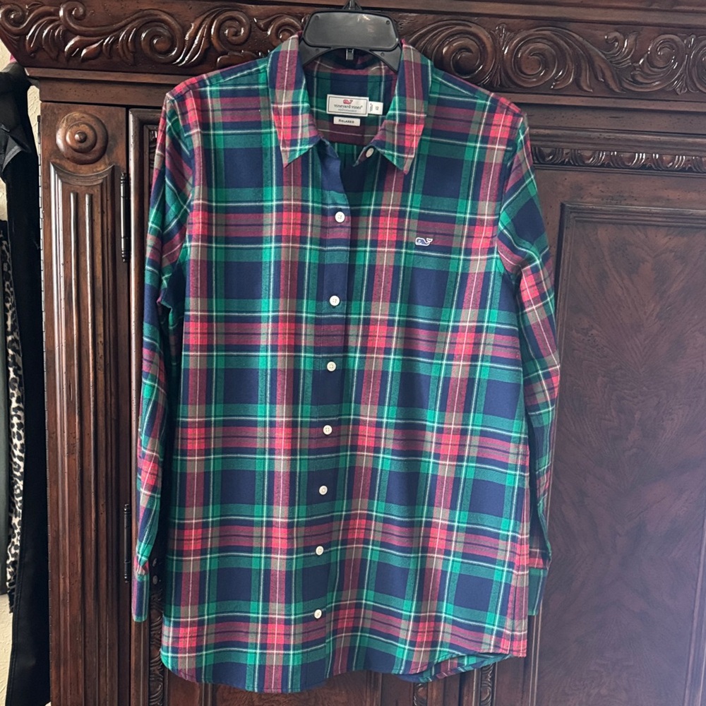 Vineyard Vines Plaid Button Down Shirt